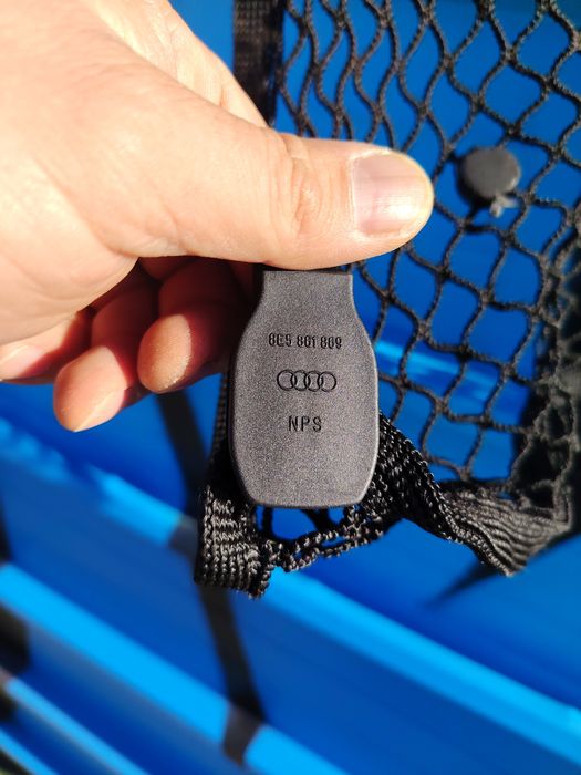 Оригинална  мрежа за   багаж за Audi