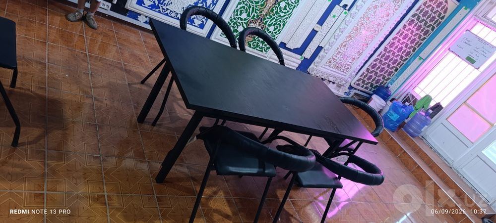 Loft stilldagi stol stulchalari bilan tezda sotiladi.