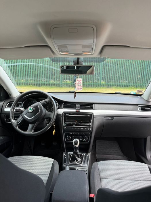 Vând skoda superb