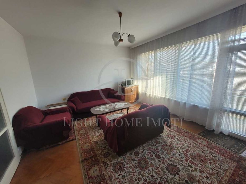 Продава се Тристаен апартамент в Пловдив, Кючук Париж - 85 кв.м за 720 €/кв.м - Снимка #2