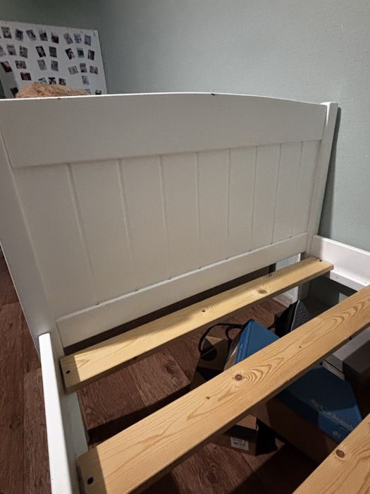 Срочно продам кровать с матрасом !!!