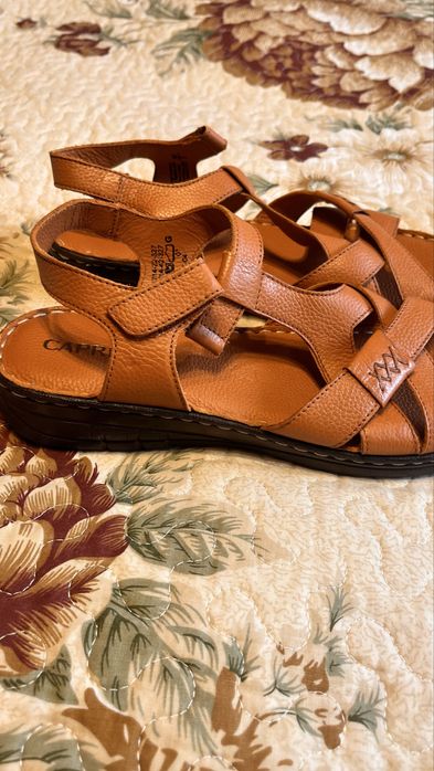 Сандали новые, 38 размер