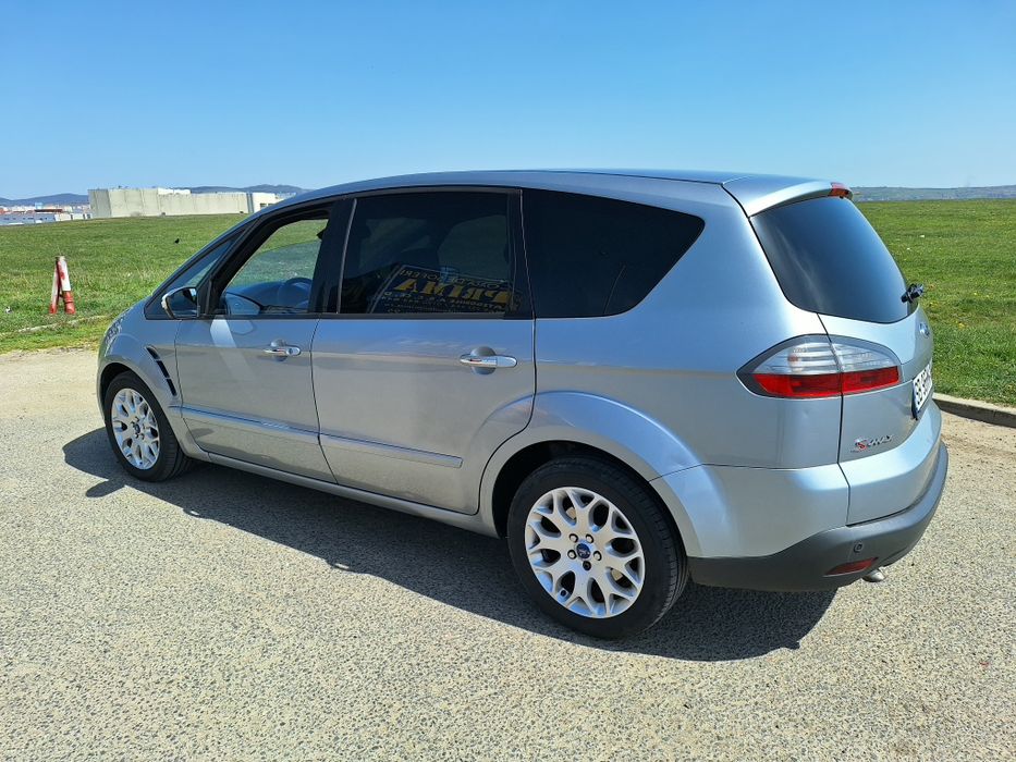 De vanzare FORD S-MAX