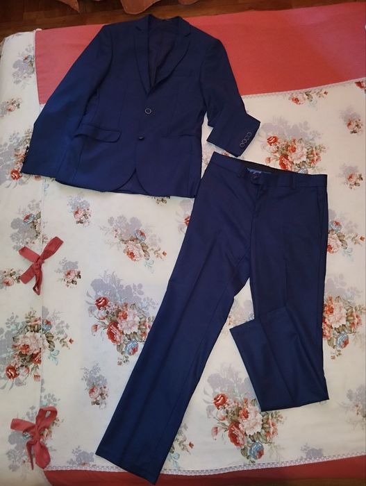 Классический костюм