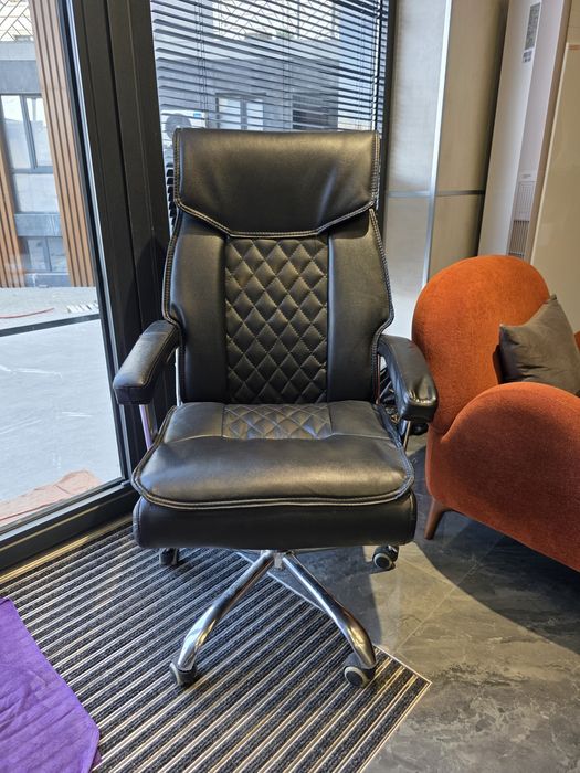 Продаётся кресло как новый б/у