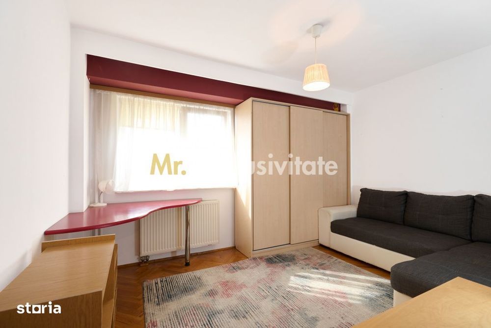 Apartament cu 3 camere de inchiriat, ultracentral, Pitesti