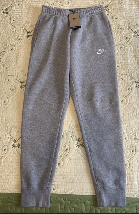 Pantaloni nike gri