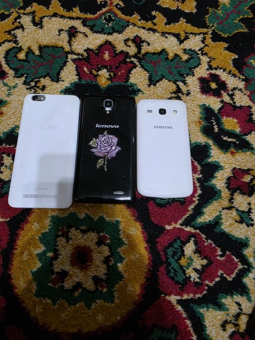 Продам  телефоны запчасти