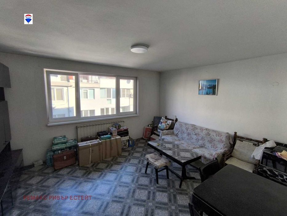 Продава се Тристаен апартамент в Русе, Ялта - 99 кв.м за 1353 €/кв.м - Снимка #4