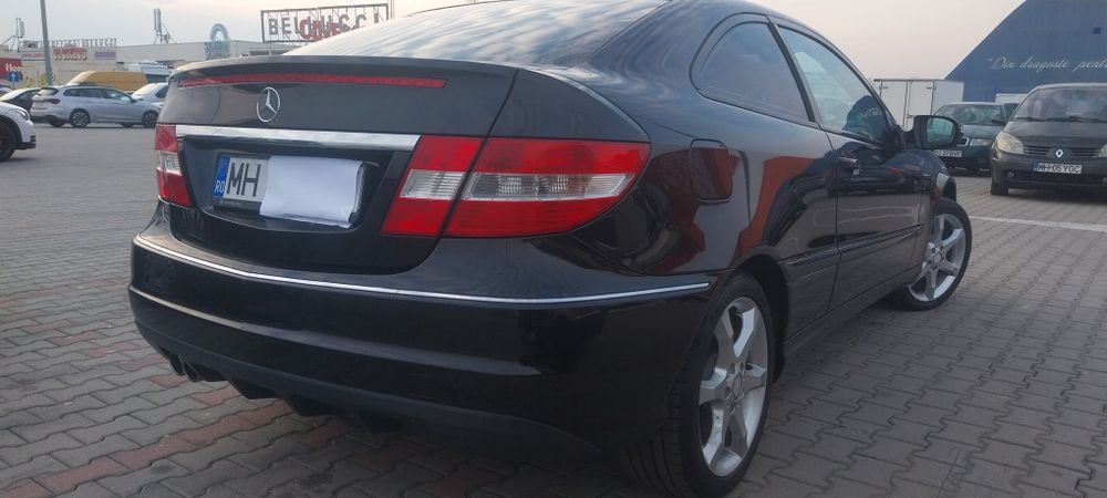 Mercedes CLC Coupe SPORT,W204 , 1,8 benzina ,205600 km,impecabilă ,  2009 INMATRICULAT