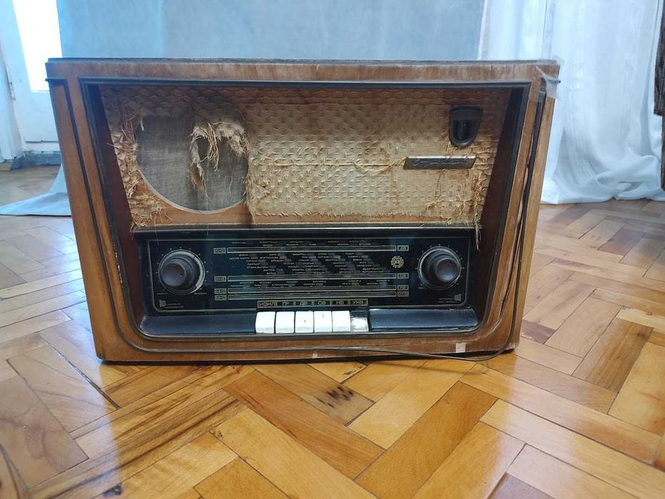 Радио и телевизор от средата на 20 век