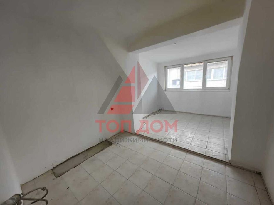 Продава се Многостаен апартамент в Варна, Зимно кино Тракия - 140 кв.м за 1036 €/кв.м - Снимка #6