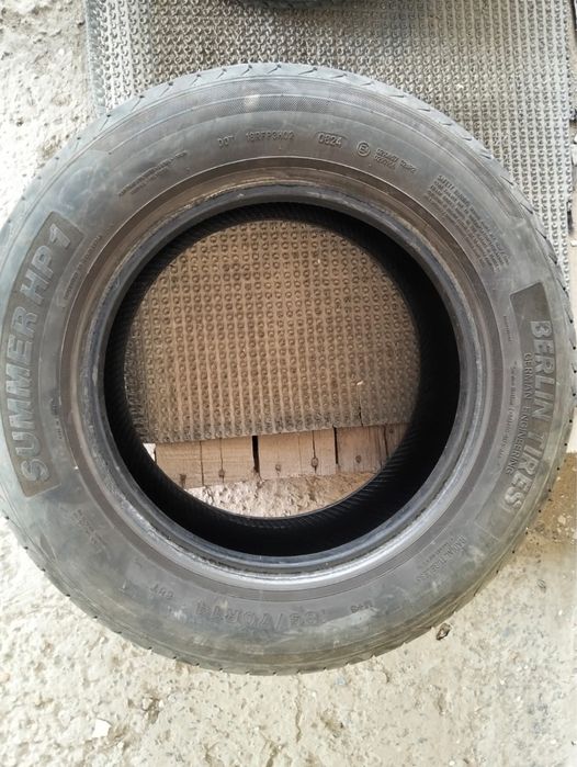 Шины 2 шт 30000