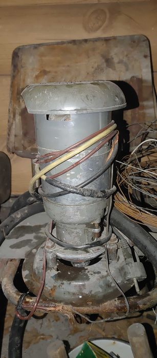 Продам мотор 220