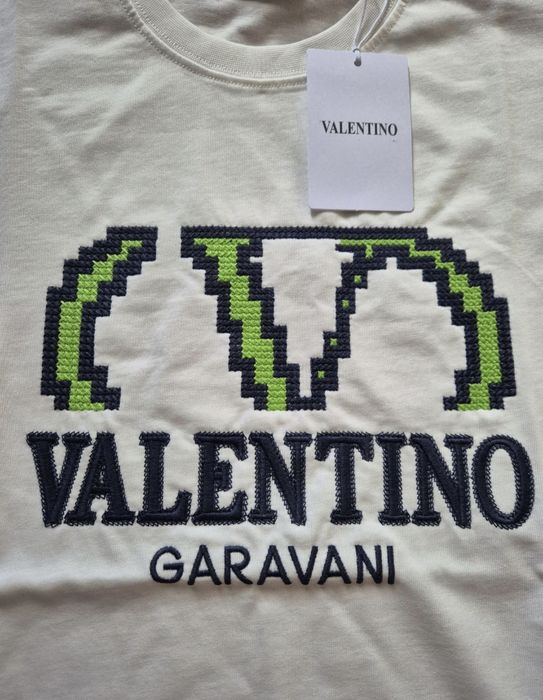 НАМАЛЕНИЕ! Оригинална мъжка тениска Valentino - Размер Л