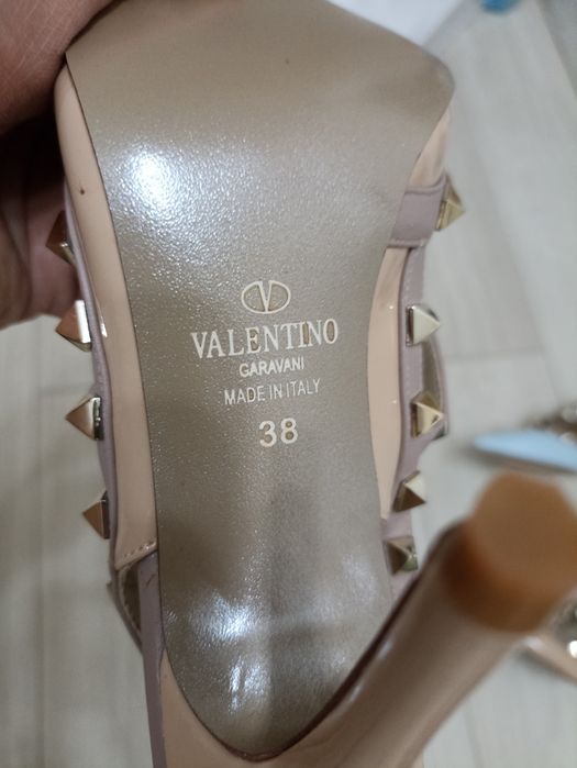 Женские туфли Valentino