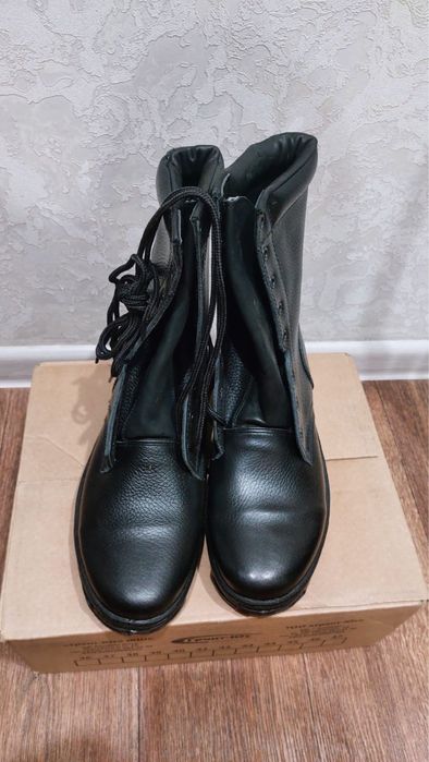 Продам берцы летние!