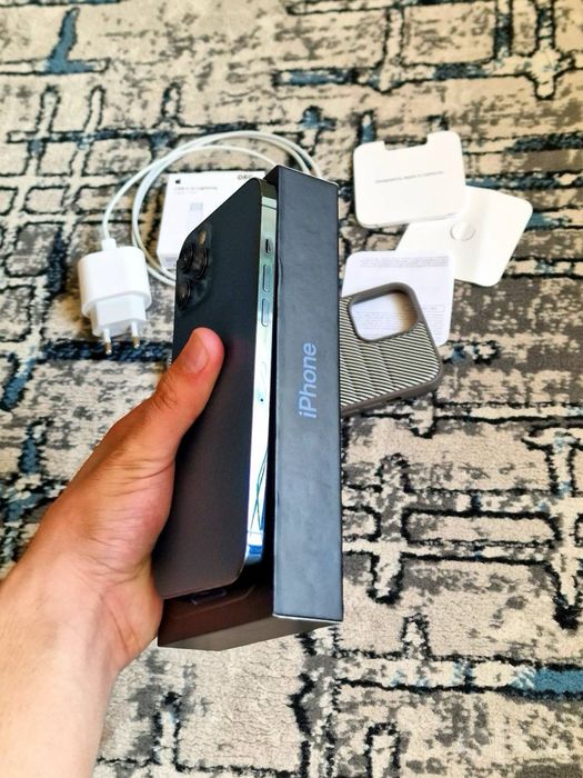 Iphone 12 pro max Radnoy 128/92%