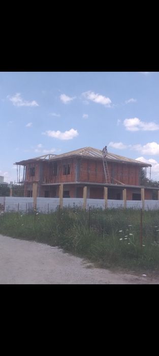 Construcții la roșu sau la cheie!