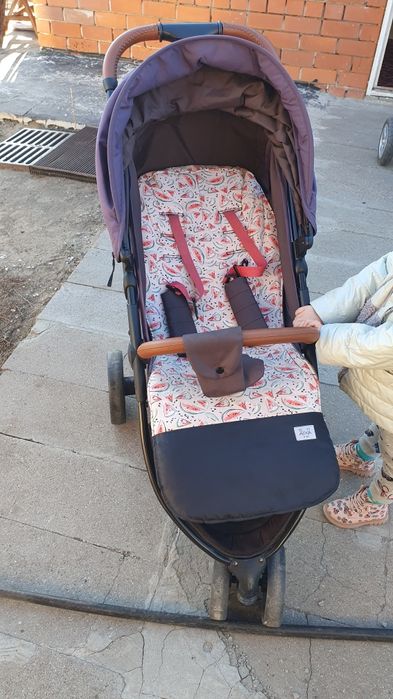 Коляска прогулочная