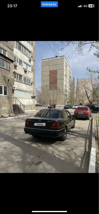 Продам машину мерседес