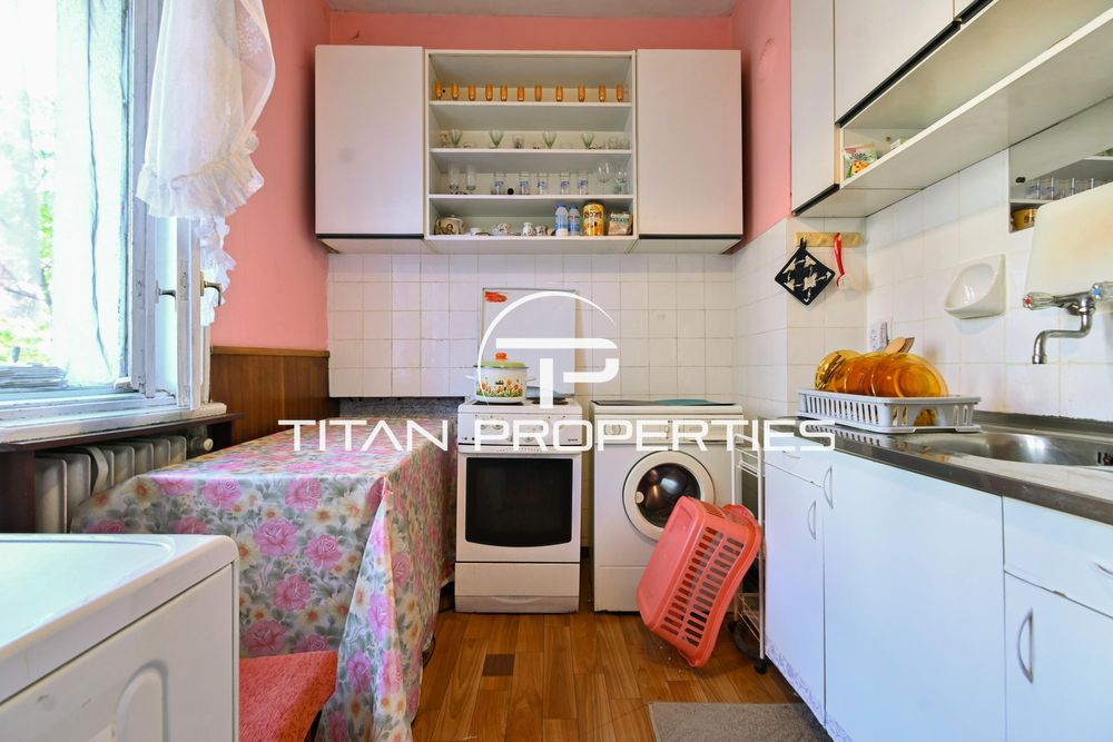 Продава се Тристаен апартамент в София, Център - 88 кв.м за 2955 €/кв.м - Снимка #5