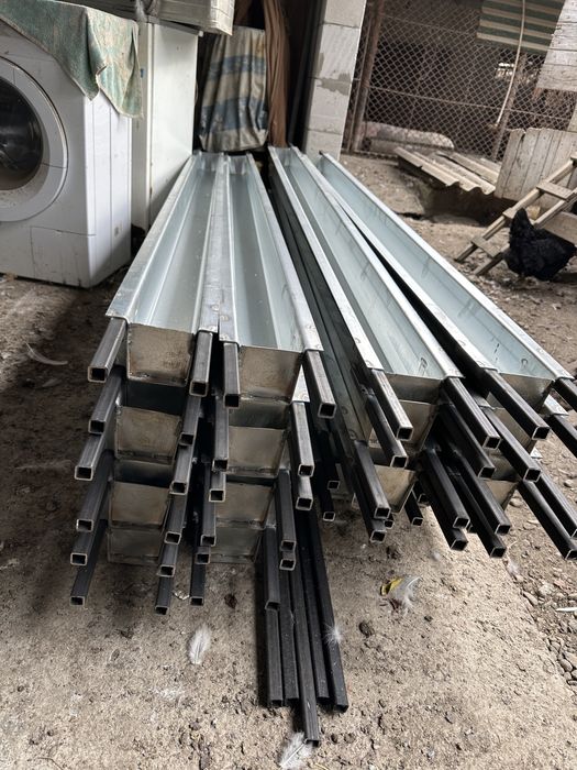 Matrite metalice stalpi de beton/ spalieri vie/ stalpi gard/ forme