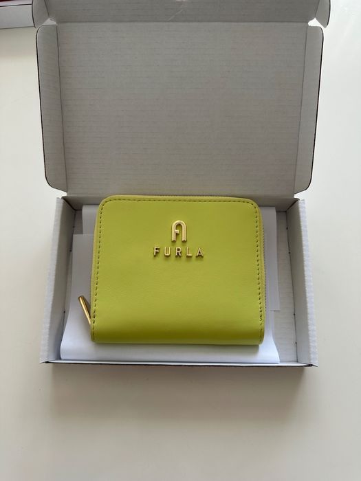 Дамски портмонета FURLA. Различни видове