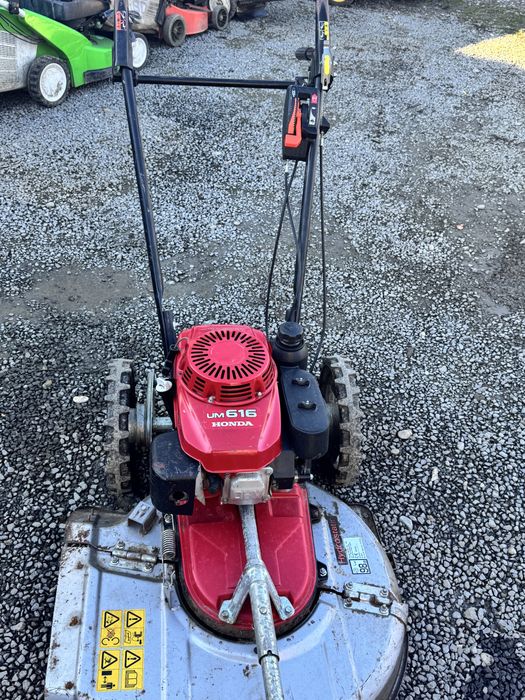 Honda UM616 masina de tuns iarba Motocositoare Cositoare