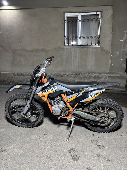 Продам мотоцикл 250кубов