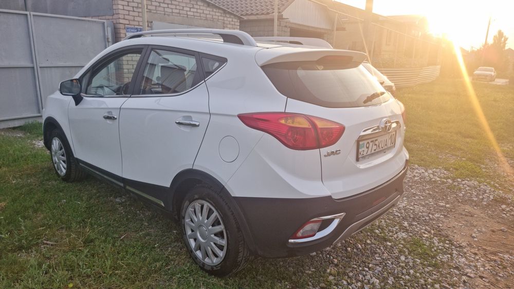 Продам JAC S3 в отличном состоянии