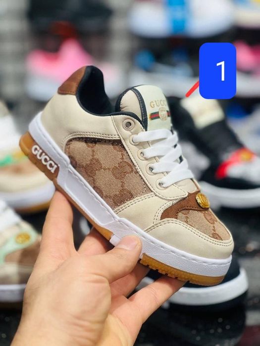 Adidasi fetite si baieti