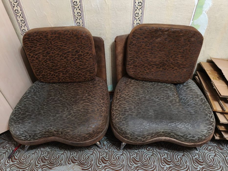 Продаем 4 кресла