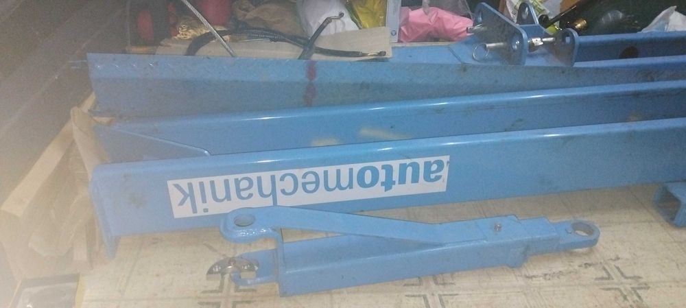 Подемник за автомобили 4 тонен