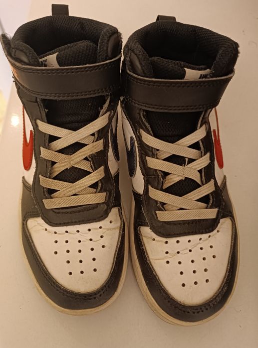 Adidasi copii gheata Nike Court Borough Mid