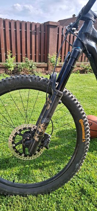Canyon Torque ( Fox, Rockshox, Shimano]