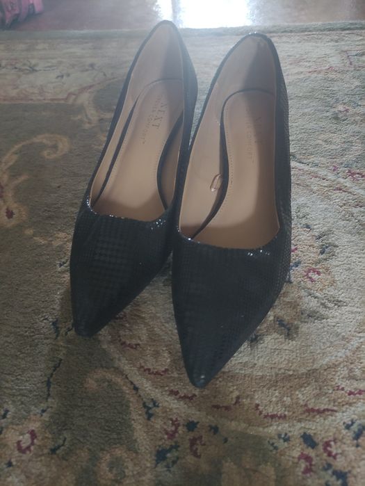 Продаю коллекцию женской летней обуви