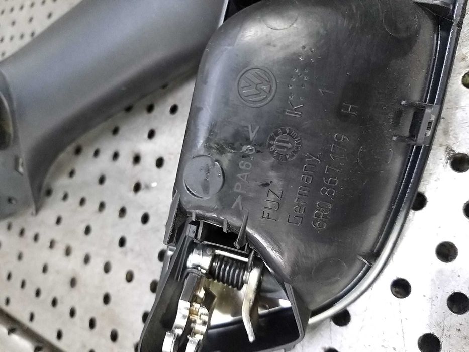 Maner interior usa stanga fata vw polo 6r 6r0867179h