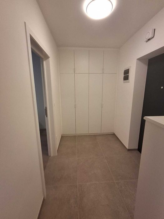 Inchiriez 2 camere central zona hotel Balada