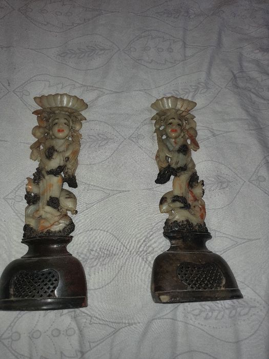 Pereche Statuete Vintage din Piatră de Săpun Sculptată (Soapstone) – Artă Orientală