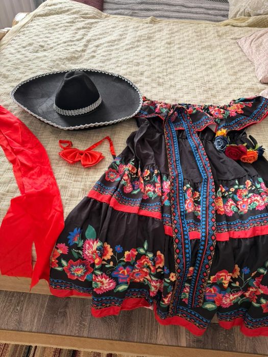 мексиканский одежда для аренду