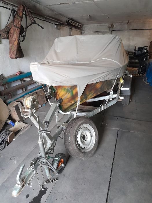 Катер МКМ С прицепом