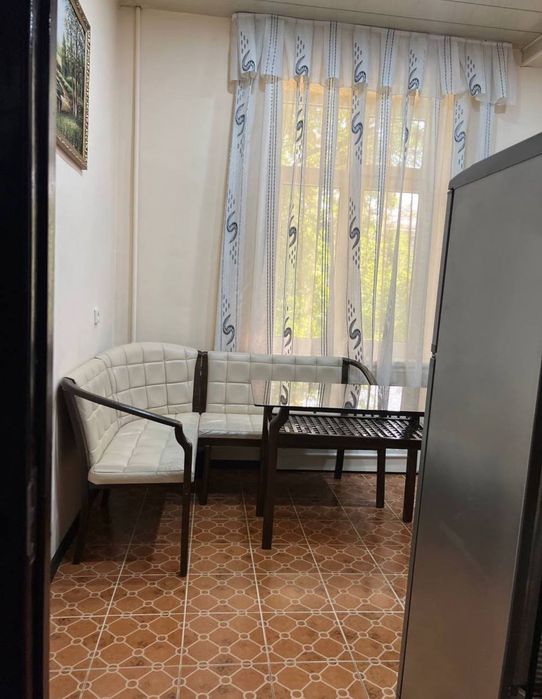 Продаётся квартира | Чиланзар, 2-й квартал
Ориентир: рядом с ТЦ Чиланз