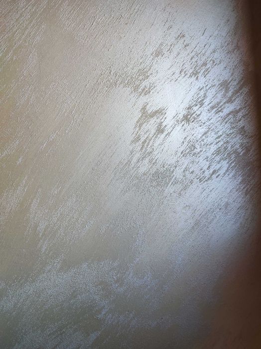 Вътрешни ремонти- боядисване,пясъчна мазилка и шпакловка