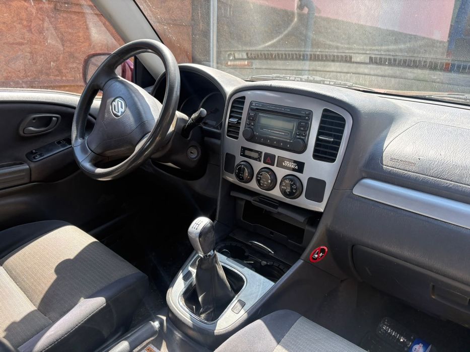 Suzuki grand vitara 2004 2.0 td 109 cp