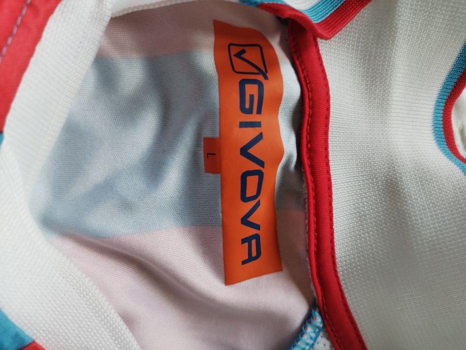 Set Fotbal, mar L, pantaloni și bluza, 50 lei