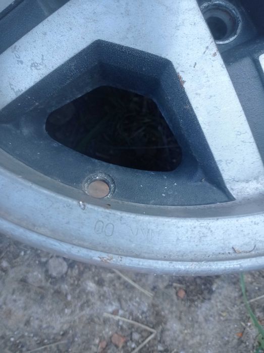 Алуминиева джанта за Мазда- 1 брой R13 цола