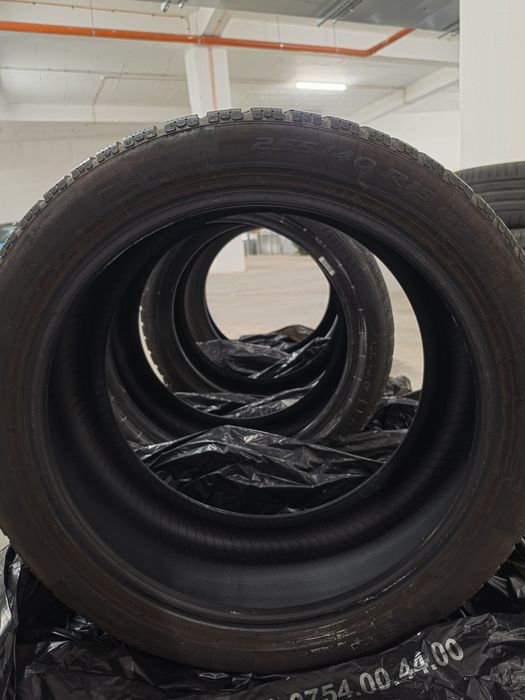 Pirelli P Zero 245/40/19 - Iarna - BMW Star - originale din fabrica G26