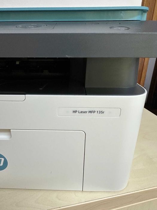 Imprimanta laser HP M135