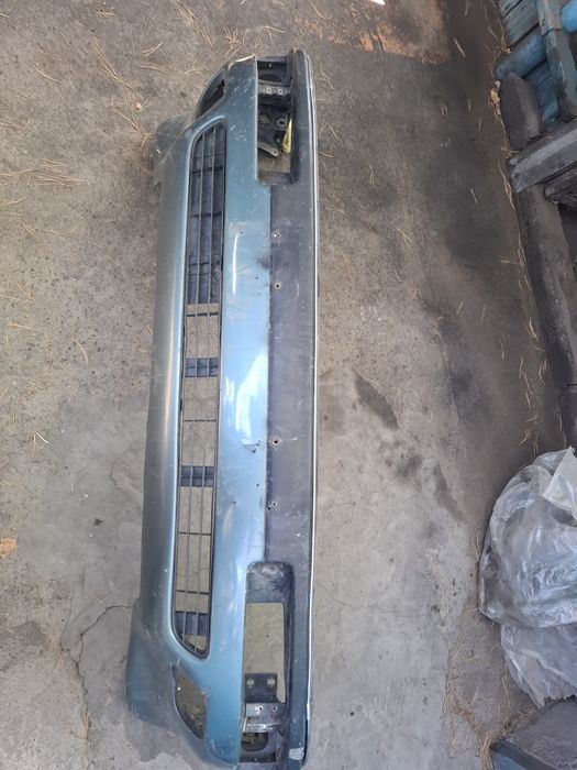 Продам моноблоки и бампера  передний и задний ауди 90 б3